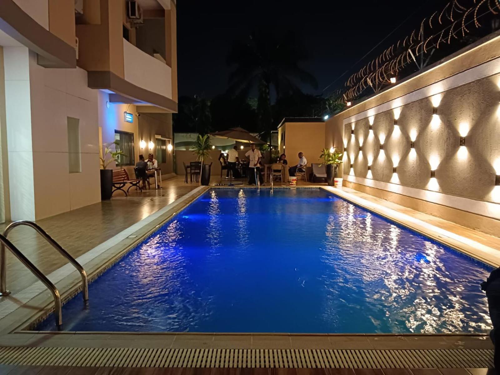 Hotel Golf Coast Kinshasa Ngoại thất bức ảnh