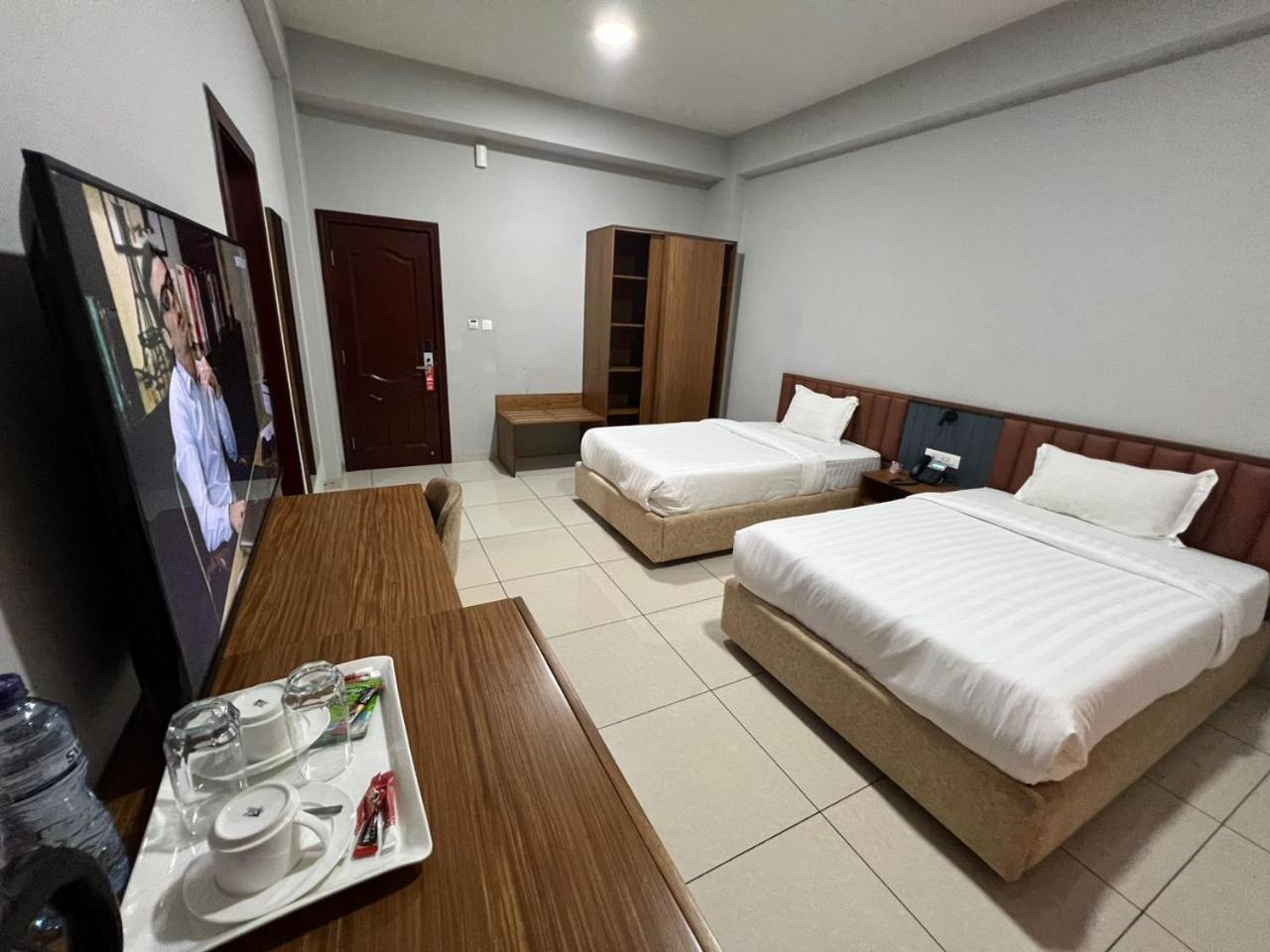 Hotel Golf Coast Kinshasa Ngoại thất bức ảnh