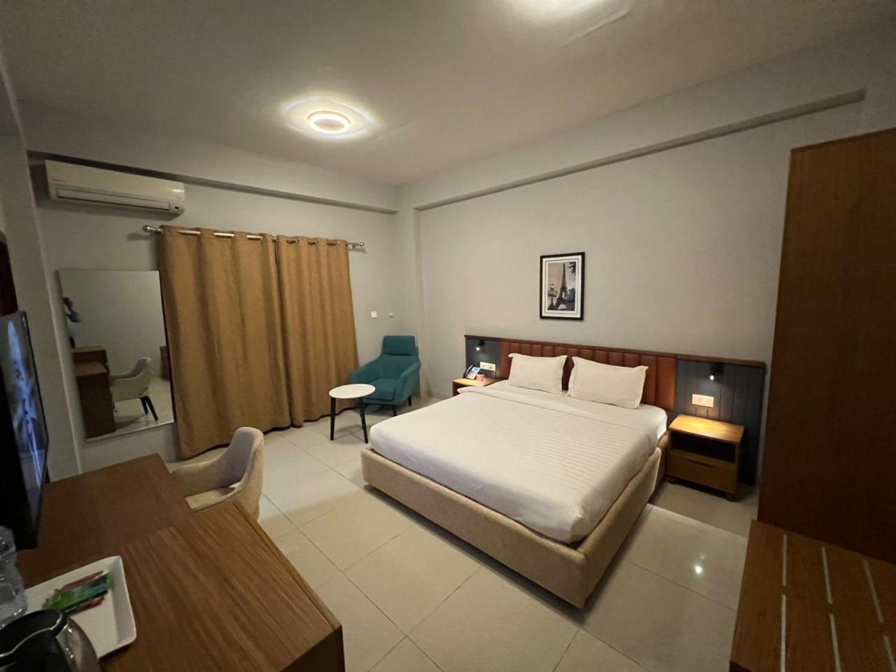 Hotel Golf Coast Kinshasa Ngoại thất bức ảnh