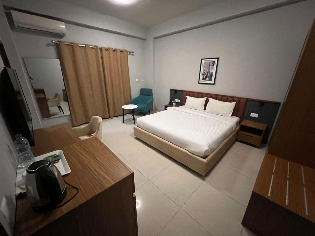 Hotel Golf Coast Kinshasa Ngoại thất bức ảnh