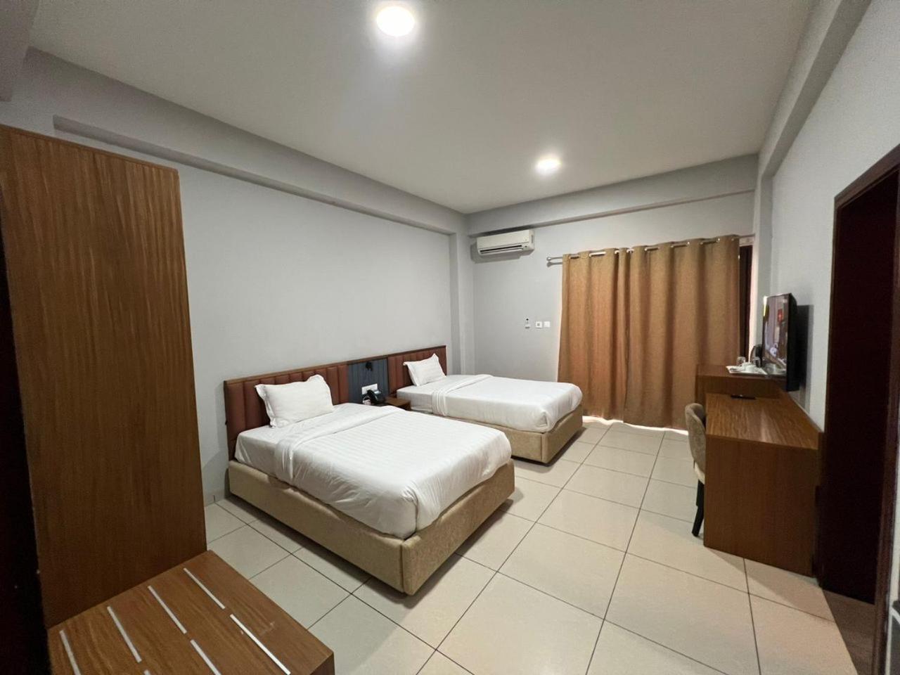 Hotel Golf Coast Kinshasa Ngoại thất bức ảnh